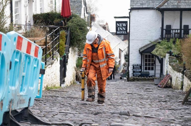 Man connecting Clovelly