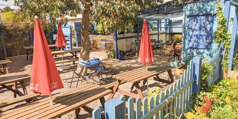 Barnstaple railway station cafe with ultrafast business fibre broadband